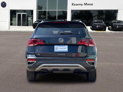 Used 2022 Volkswagen Taos SE image 5