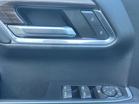 Used 2023 Chevrolet Silverado 1500 LT image 16