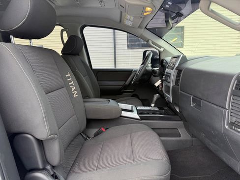 Used 2014 Nissan Titan PRO-4X image 10