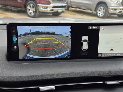 Used 2025 Genesis GV70 2.5T w/ Select Package image 31