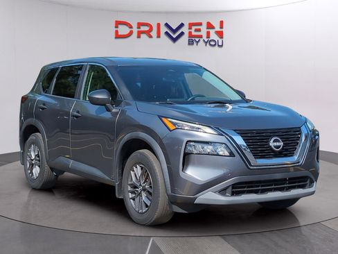 Used 2023 Nissan Rogue S FWD image 7
