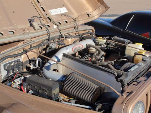 Used 1999 Jeep Wrangler Sahara image 7