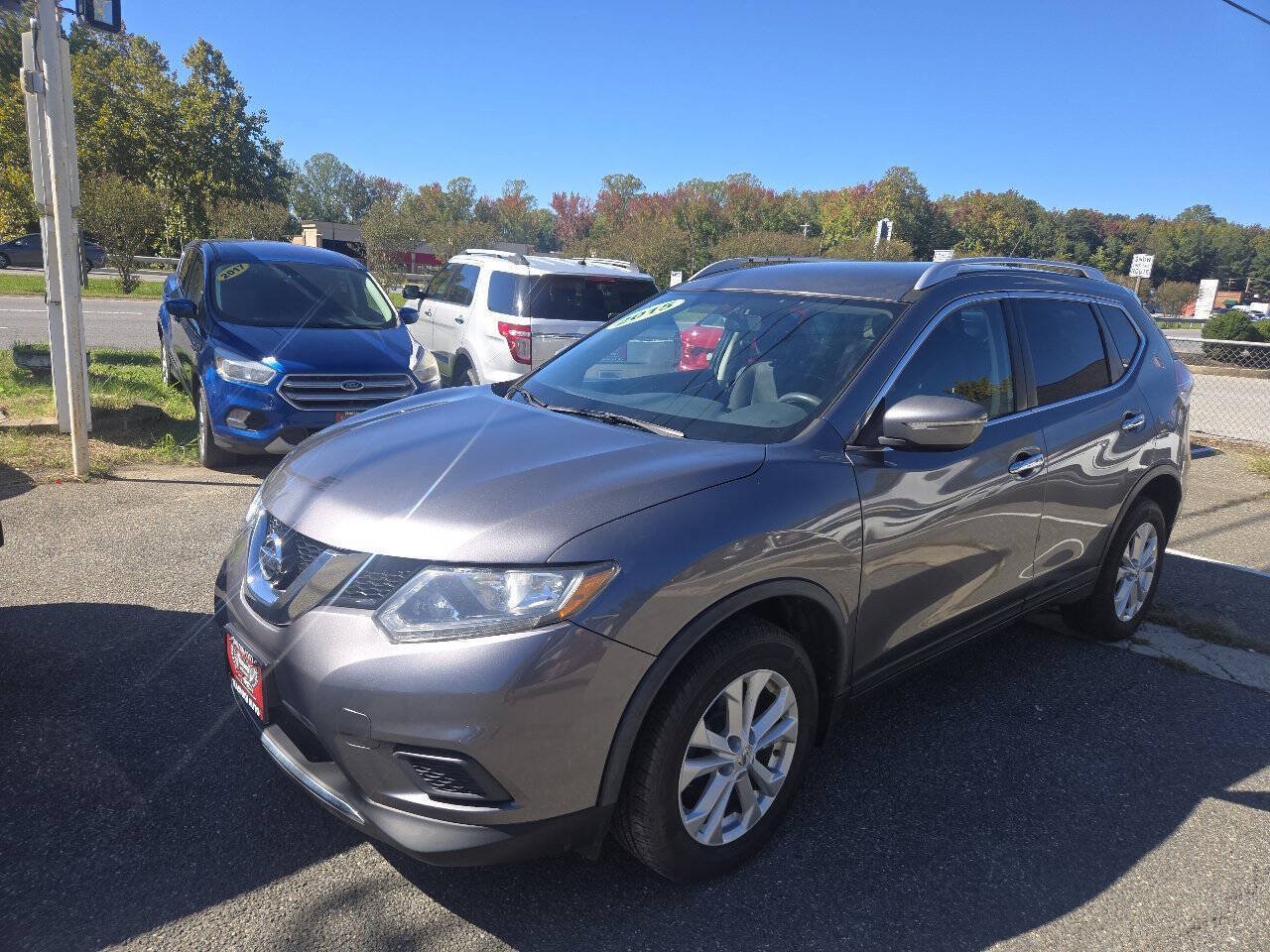Used 2015 Nissan Rogue SV AWD/4WD image 12