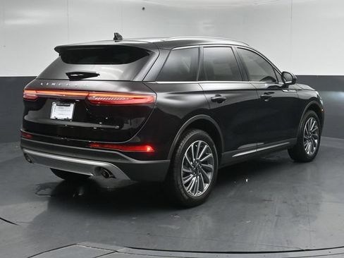 Certified 2023 Lincoln Corsair Reserve AWD/4WD image 3