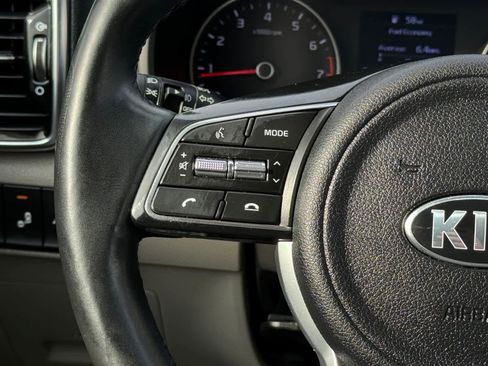 Used 2022 Kia Sportage EX w/ EX Technology Package image 9