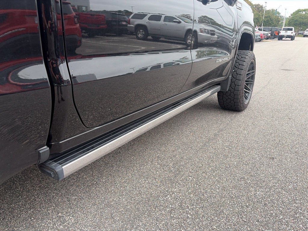 Used 2023 GMC Sierra 1500 Denali Ultimate AWD/4WD image 5