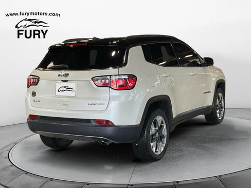 Used 2019 Jeep Compass Limited AWD/4WD image 4