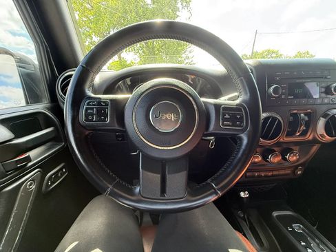Used 2017 Jeep Wrangler Unlimited Sport w/ Quick Order Package 24S AWD/4WD image 11