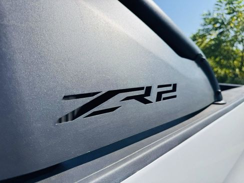 Used 2019 Chevrolet Colorado ZR2 w/ ZR2 Dusk Special Edition image 21