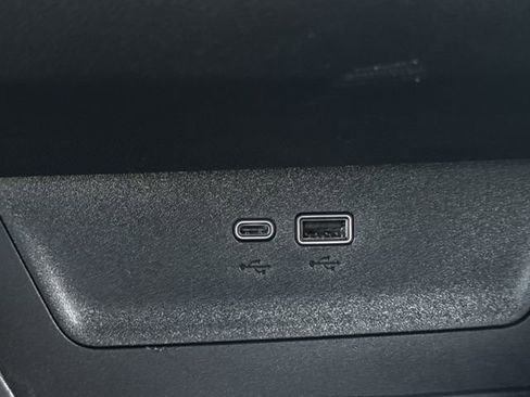 New 2026 Chevrolet Equinox LT image 18