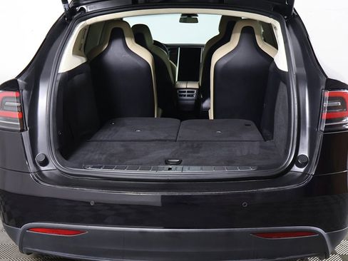 Used 2017 Tesla Model X 75D image 16