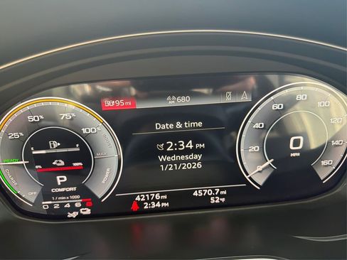 Used 2023 Audi Q5 e Prestige image 18