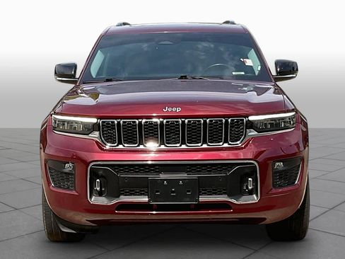 Used 2021 Jeep Grand Cherokee L Overland w/ Luxury Tech Group IV AWD/4WD image 4