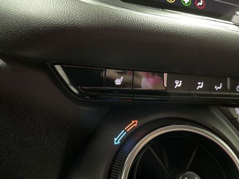 Certified 2023 Chevrolet Blazer LT w/ Convenience Package image 29