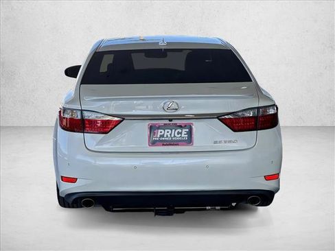Used 2014 Lexus ES 350 w/ Luxury Package FWD image 8