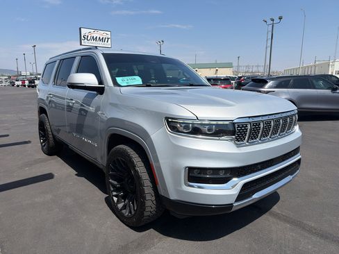 Used 2022 Jeep Grand Wagoneer Series I AWD/4WD image 5