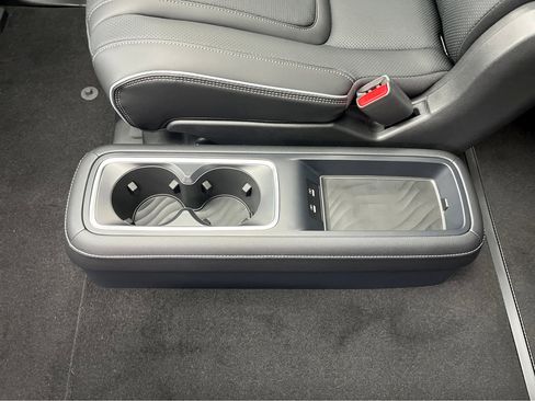 Certified 2025 INFINITI QX80 Sensory image 24