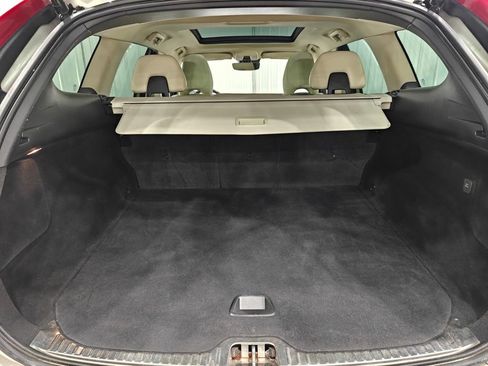 Used 2017 Volvo XC60 T5 Inscription w/ Preferred Option Package image 25