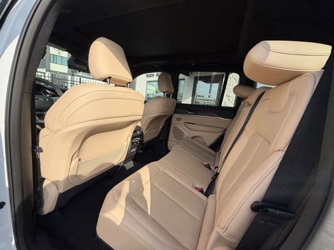 Used 2022 Jeep Grand Cherokee Limited 4xe w/ Luxury Tech Group II image 49