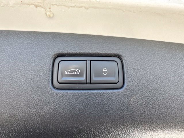 Used 2025 Genesis GV70 2.5T AWD/4WD image 14