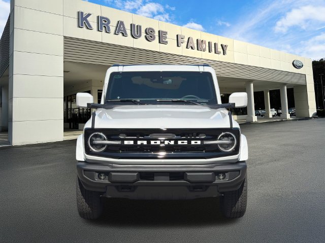 New 2026 Ford Bronco Outer Banks AWD/4WD image 2