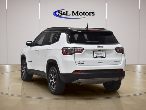 Used 2024 Jeep Compass Limited AWD/4WD image 6