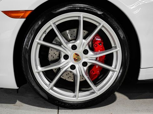 Used 2017 Porsche 911 Carrera 4S image 42