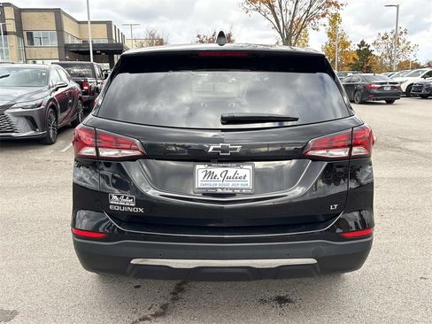 Used 2023 Chevrolet Equinox LT image 8
