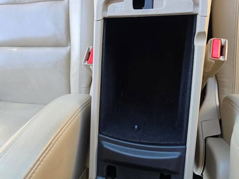 Used 2016 Dodge Durango Limited w/ Nav & Power Liftgate Group image 37