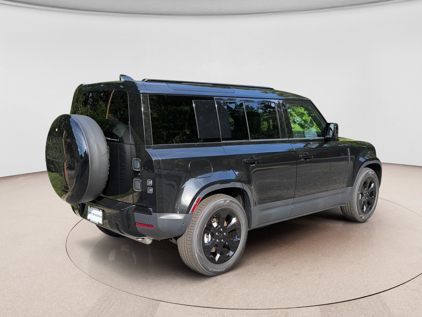 New 2026 Land Rover Defender 110 S AWD/4WD image 5
