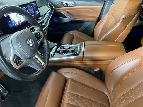 Used 2023 BMW X7 M60i w/ Executive Package image 4