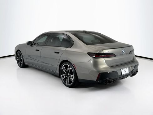 Certified 2023 BMW 760i xDrive AWD/4WD image 7