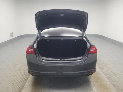 Used 2018 Chevrolet Malibu LS image 29