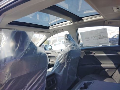 New 2026 Toyota Camry XLE image 9