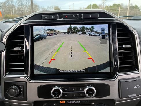 Used 2022 Ford F250 Lariat w/ Tremor Off-Road Package image 25