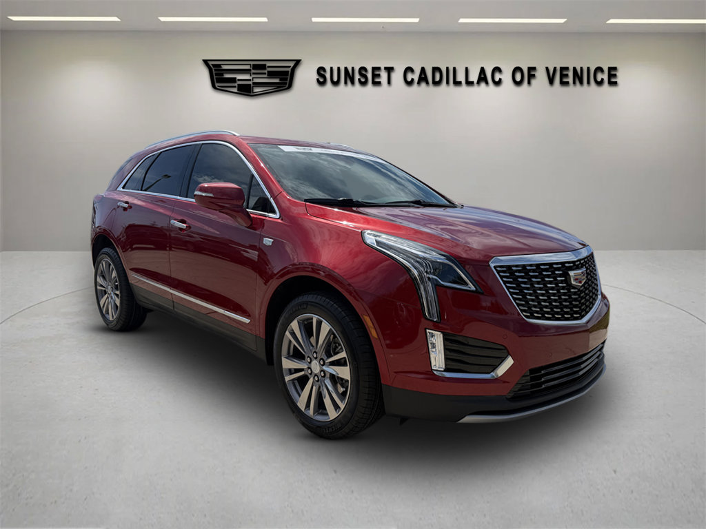 Certified 2024 Cadillac XT5 Premium Luxury FWD image 1