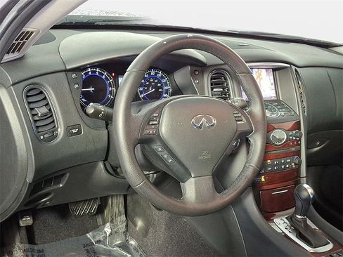 Used 2017 INFINITI QX50 Base w/ Premium Plus Package image 19