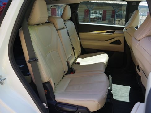 Used 2024 INFINITI QX60 Luxe AWD/4WD image 30