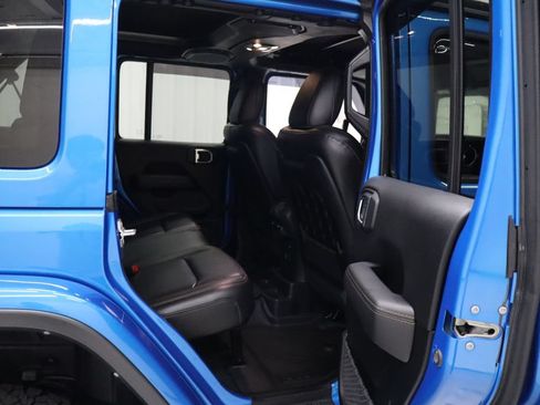 Used 2023 Jeep Wrangler Unlimited Rubicon 392 w/ Dual Top Group AWD/4WD image 28