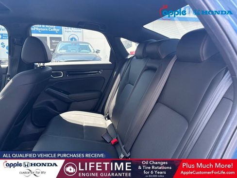 Used 2025 Honda Civic Sport image 5