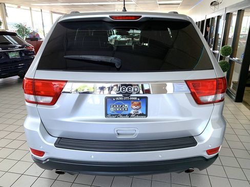 Used 2012 Jeep Grand Cherokee Laredo AWD/4WD image 6
