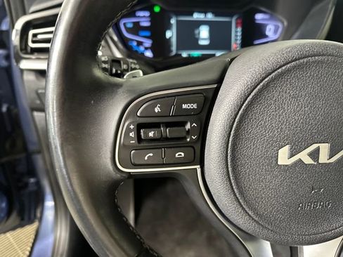 Used 2022 Kia Niro EX Premium image 15