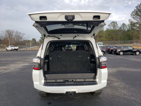 Used 2019 Toyota 4Runner 2WD image 9