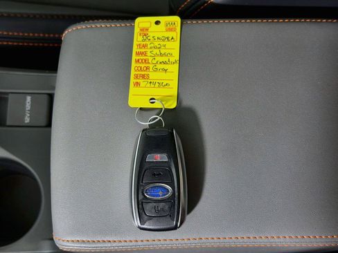 Used 2024 Subaru Crosstrek 2.5i Limited w/ Crosstrek Mirror Package AWD/4WD image 4