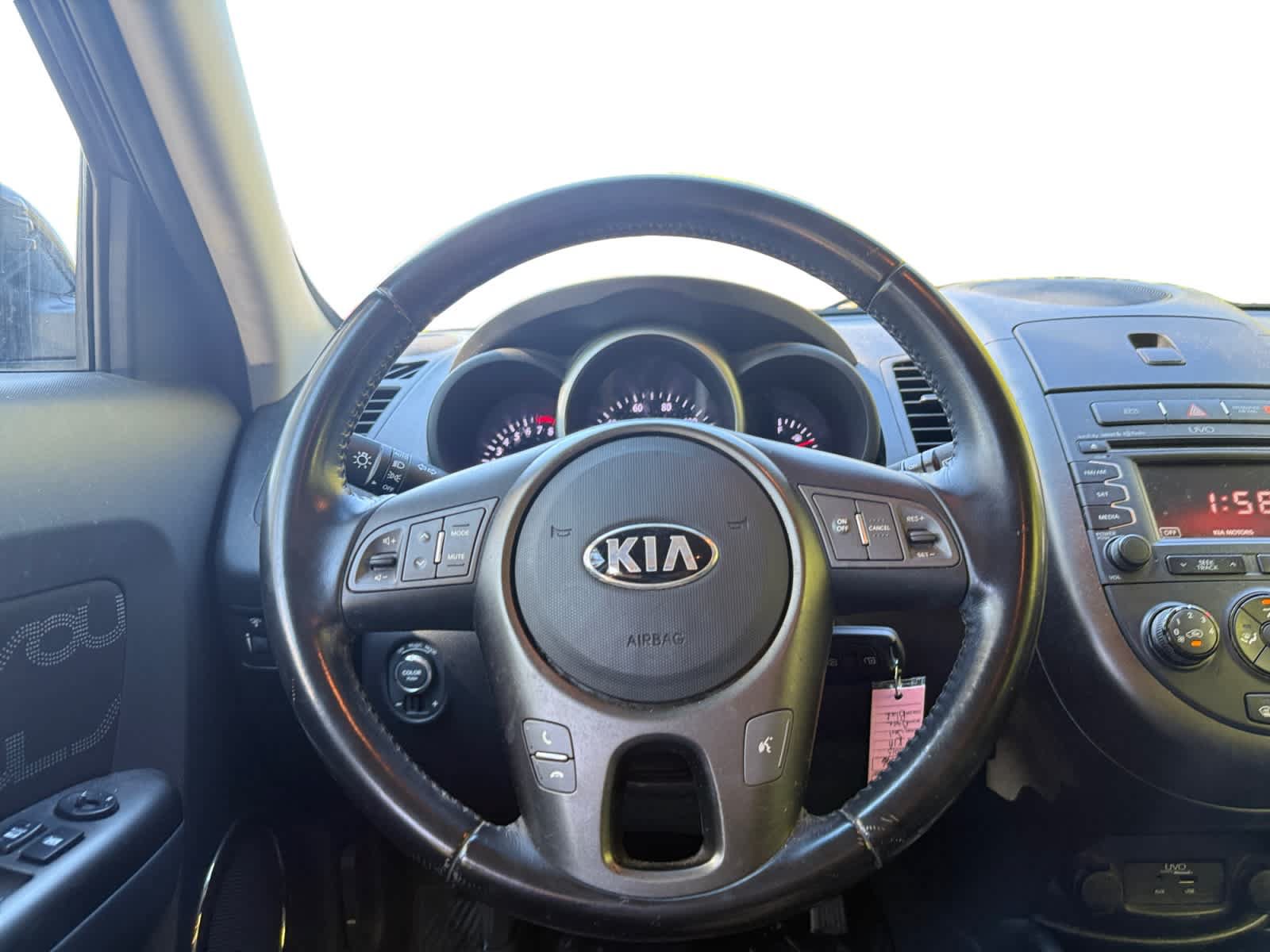 Used 2013 Kia Soul + w/ Audio Pkg FWD image 11