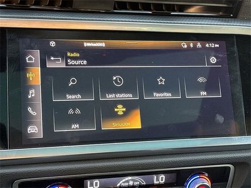 Used 2024 Audi Q3 2.0T Premium image 12