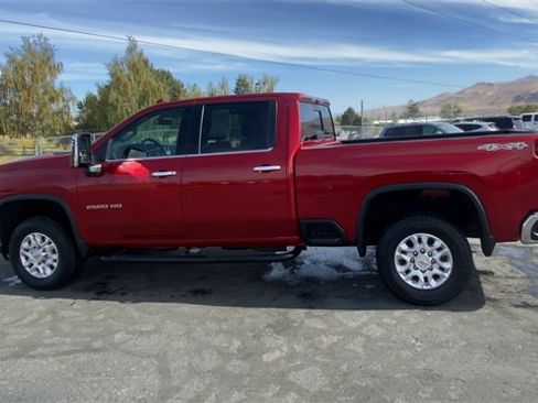 Used 2021 Chevrolet Silverado 2500 LTZ w/ LTZ Convenience Package image 6