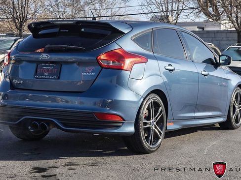 Used 2018 Ford Focus ST w/ Equipment Group 402A image 18