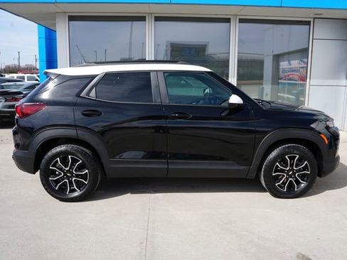 Used 2023 Chevrolet TrailBlazer ACTIV w/ Sun and Liftgate Package image 33