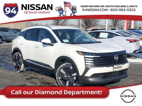 Certified 2025 Nissan Kicks SR image 1